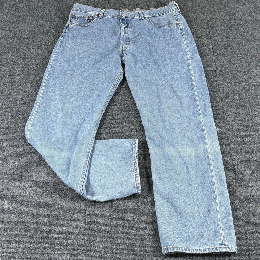Vintage Y2K Levi's 501 Button Fly Jeans Fits 36x31 Red Tab Distressed Fade‎ Blue